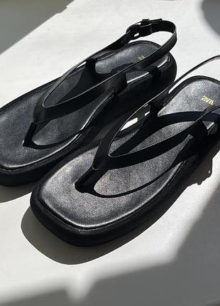 Босоніжки zara