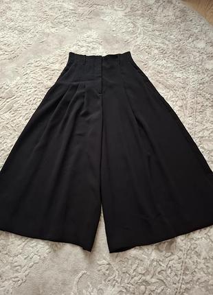 Розкішні кюлоти max mara