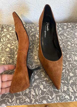 Туфли лодочки rizzo tod's
