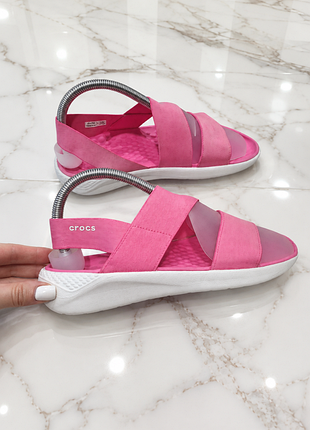 Жіночі босоножки бренд crocs. оригінал. р. w8, устілка 25-25.5 см
