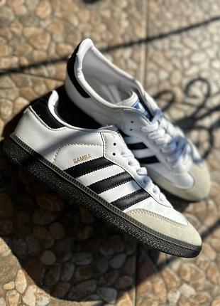 Продам кросівки adidas (samba / retro style) — класика на кожен день!