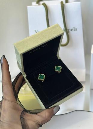 Нові срібні сережки у стилі van cleef з малахітом проба на вушці 925