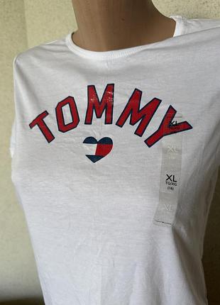 Tommy hilfiger футболка размера s