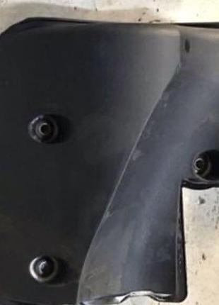 Бу резонатор воздушного фильтра mercedes benz w168, a1661400087