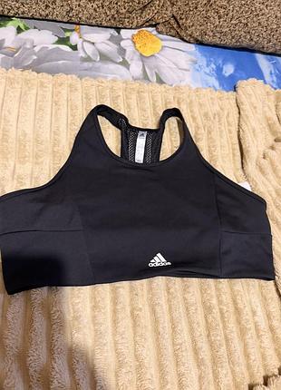 Топ adidas