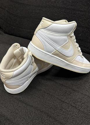 Кроссовки женские nike