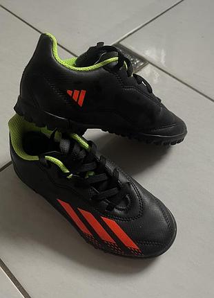 Бутси, копки, сорока ніжки для футболу adidas