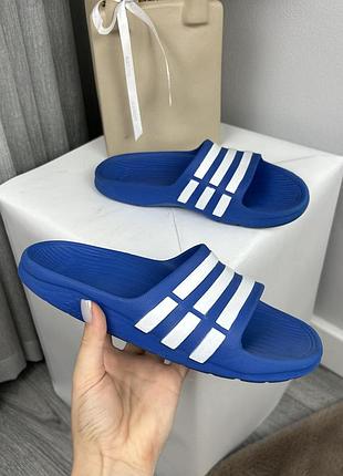 Оригінальні кнісекс шльопанці adidas