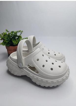Лёгкие и удобные кроксы