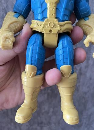 Танос оригинал hasbro marvel 3