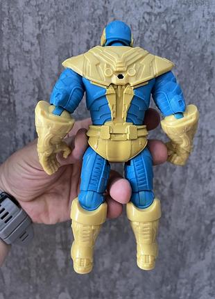 Танос оригинал hasbro marvel 4