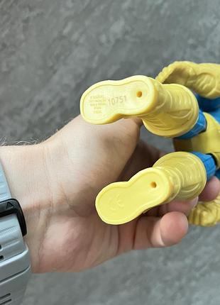 Танос оригинал hasbro marvel 5