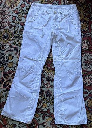 Белые спортивные брюки esprit