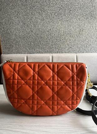 Продам стильну сумочку christian dior vibe small hobo bag