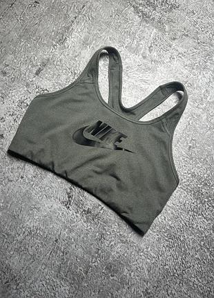 Жіночий спортивний топ nike