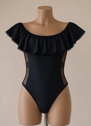Купальник цільний new look. 36eur.