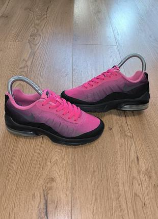 Nike air max invigor