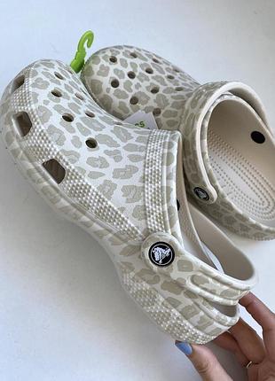 Жіночі клоги crocs classic animal clog leopard