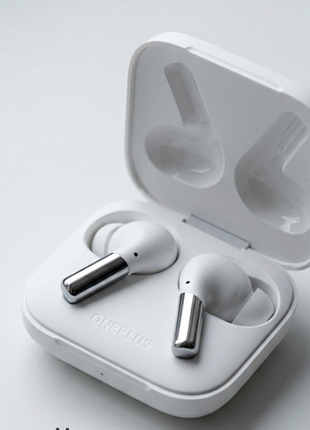 Беспроводные наушники oneplus buds pro (white) - оригинал, идеальное состояние