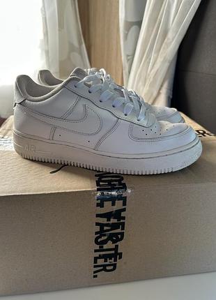 Кросівки nike air force 1 low made in indonesia  шкіра стан хороший 39(24,5 см) 1100 грн