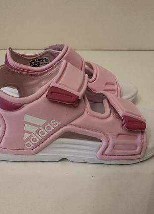 Дитячі босоніжки  сандалі adidas altaswim