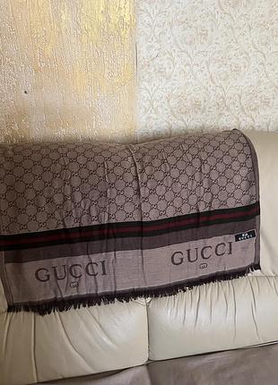 Палантин gucci в ідеальному стані