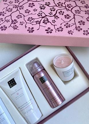 Подарунковий набір rituals у розмірі s the ritual of sakura