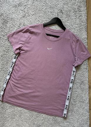 Футболка nike жіноча