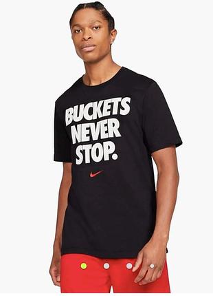 Крута футболка nike