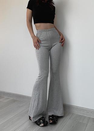 Лосины леггинсы серые высокая талия посадка клёш flared bootcut на резинке shein s 36