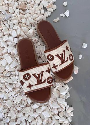 Ginger / cream slides