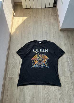 Футболка queen