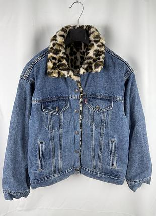 Джинсовая шерпа levis