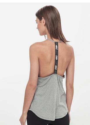 Спортивний топ nike