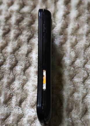 Samsung gt i8000 4