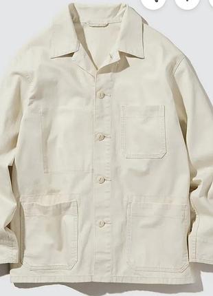 Джинсова куртка жіноча uniqlo  l молочна
