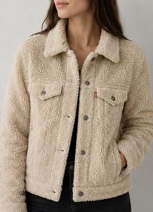 Куртка шерпа тедді levi levi’s xs-s
