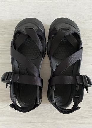 Keen zerraport ii w