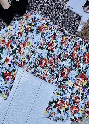 Літня блуза boohoo m коротка блуза сатинова блуза з широкими рукавами та відкритими плечима в квітковий принт