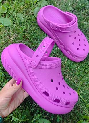 Женские кроксы crocs classic crush clog juice m7w9-