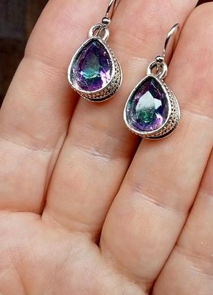 Серьги "серебро" с разноцветным камнем, бижутерия.