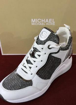 Жіночі кросівки michael kors