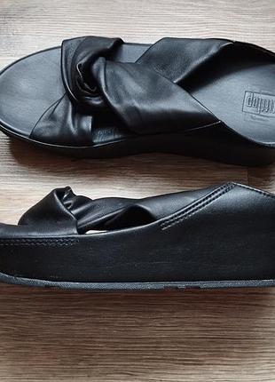 Удобные кожаные шлепанцы flipflop