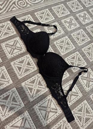 Чорний бюстгальтер з мереживом та push-up h&m