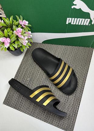 Оригинальные шлепанцы adidas
