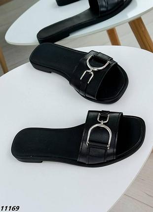 Шльопанці жіночі