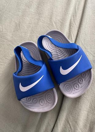 Босоніжки nike