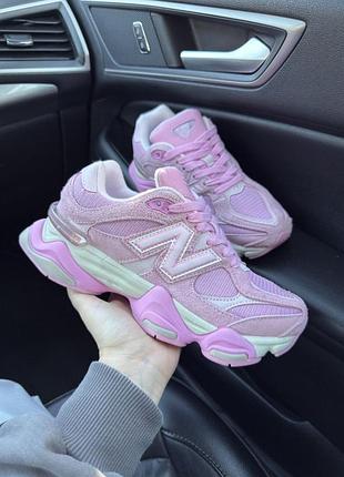 Стильні жіночі кросівки new balance 9060 full pink(