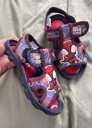 Босоніжки дитячі, 23р