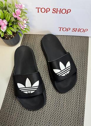 Оригінальні шльопанці adidas